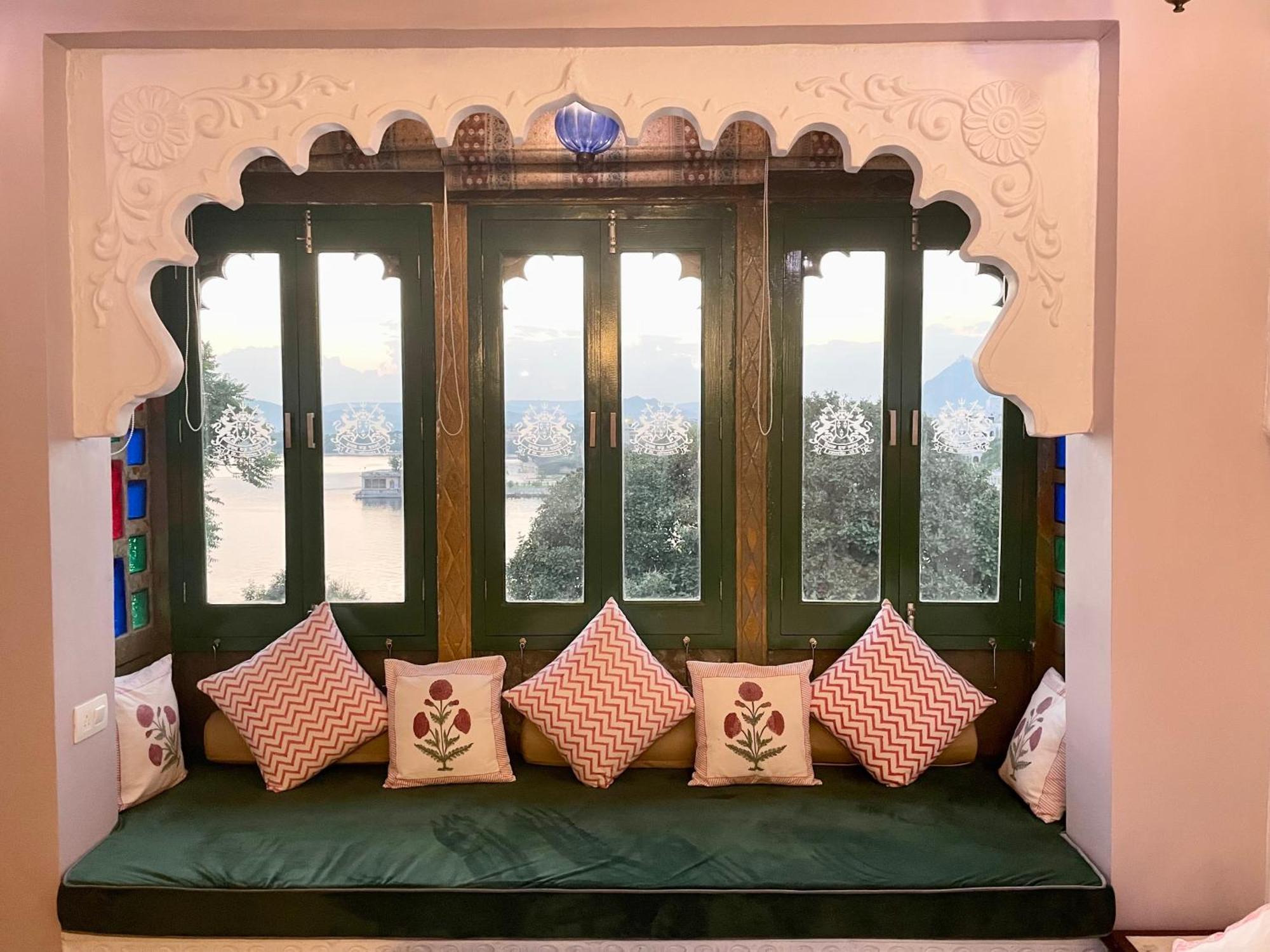 Sheeshmahal By Oladar 3*