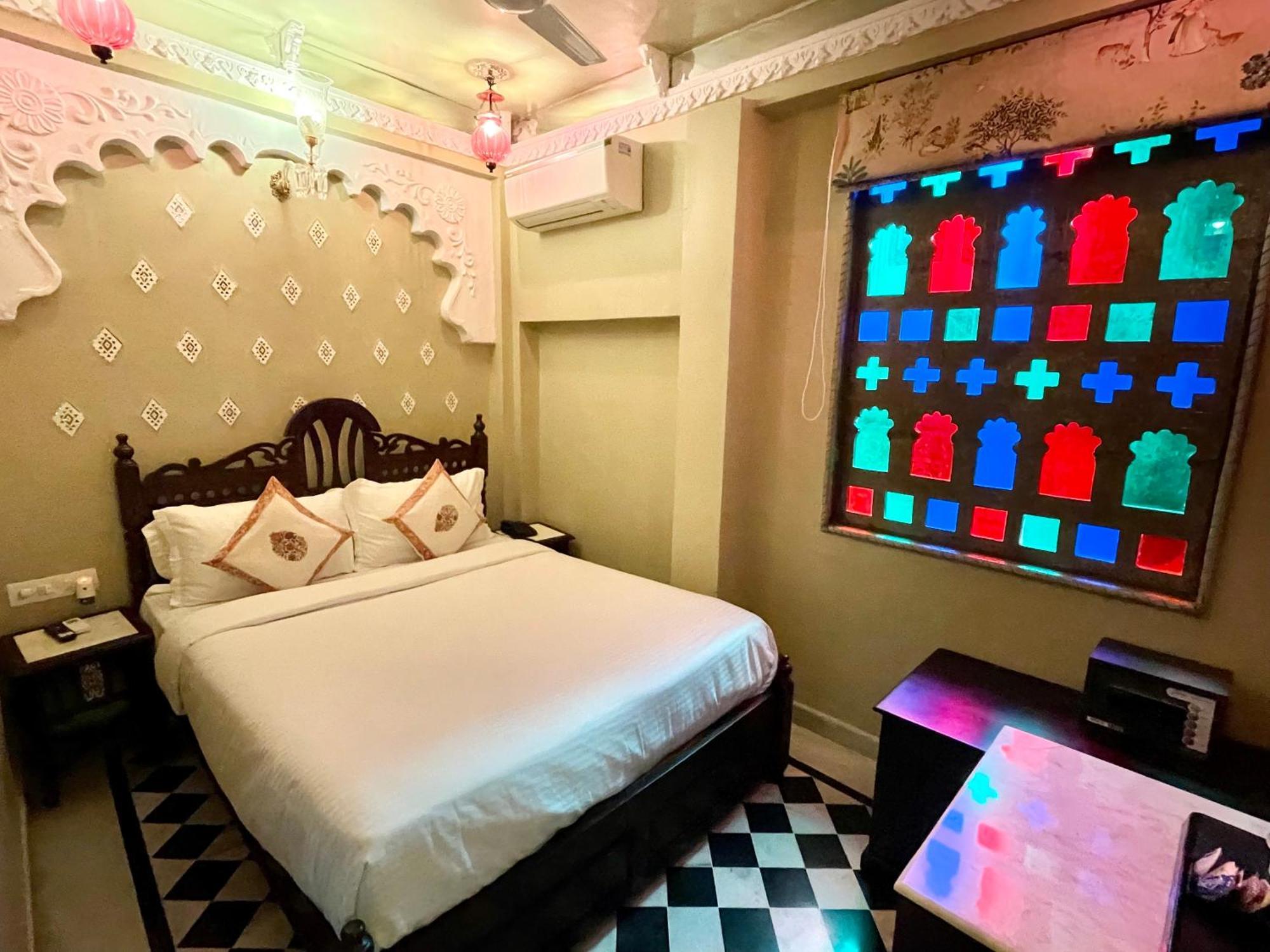 Sheeshmahal By Oladar 3* Udaipur
