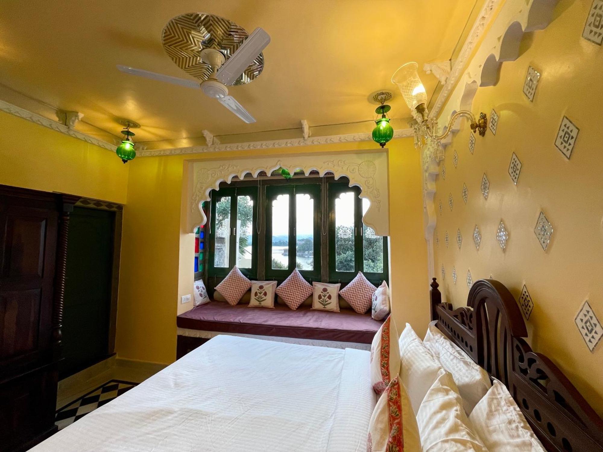 Sheeshmahal By Oladar Hotel 3*