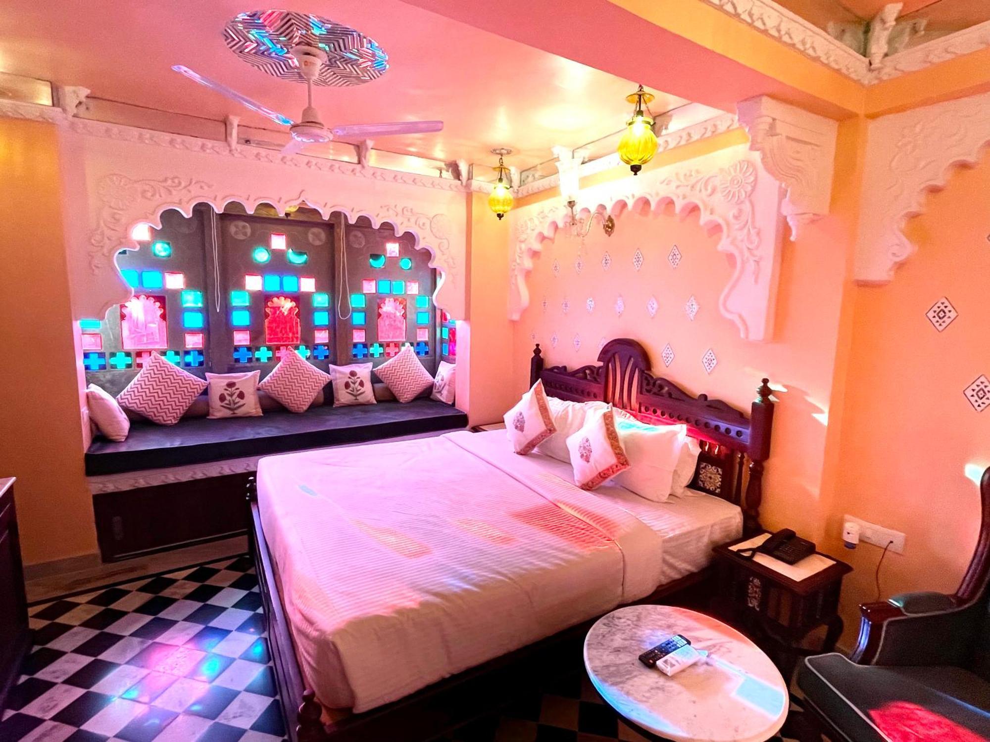 Sheeshmahal By Oladar 3* Udaipur